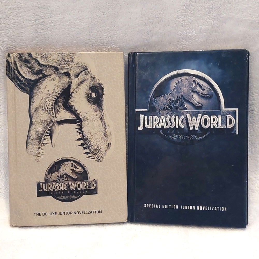 Book Bundlw: Jurassic World & Jurassic World Fallen Kingdom (Movie Novelization)